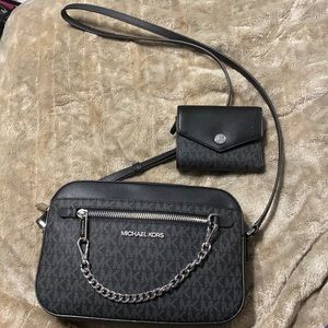 Brand New✨Matching Michael Kors Purse and Wallet Set